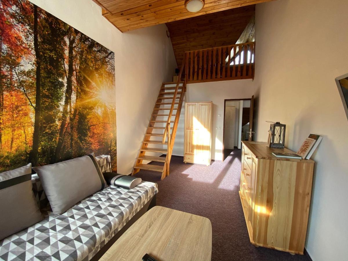 Apartmany Kubova Hut Exterior photo