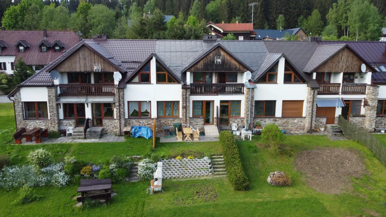Apartmany Kubova Hut Exterior photo